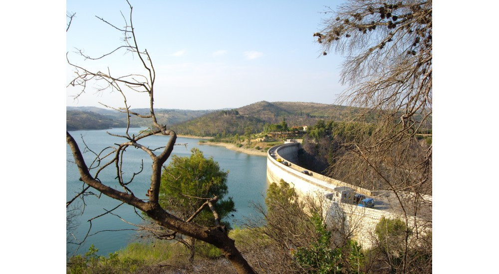 Μαραθώνας Λίμνη και Τύμβος